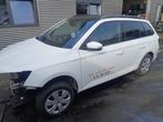 PORTIER LINKS VOOR Skoda Fabia III Combi (NJ5), Gebruikt, Links, Skoda, Deur