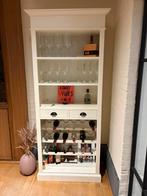Landelijke boeken/wijnkast, Huis en Inrichting, Ophalen, Zo goed als nieuw