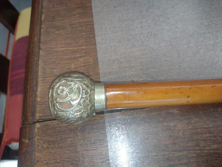 Canne, Antiquités & Art, Curiosités & Brocante