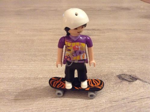 Playmobil skater character, Kinderen en Baby's, Speelgoed | Playmobil, Zo goed als nieuw, Los Playmobil, Ophalen of Verzenden