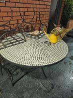 ijzeren tafel en mozaïek + 4 ijzeren stoelen, Tuin en Terras, Ophalen, Zo goed als nieuw