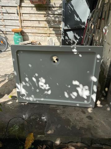 Douchebak (120cm x 90 cm) beschikbaar voor biedingen