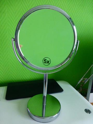 Dubbelzijdige draaibare spiegel,1 vergrootglas 5x,op statief beschikbaar voor biedingen