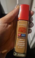 Rimmel fond de teint Lasting Finish 35h , beige naturel 400, Gehele gezicht, Beige, Ophalen of Verzenden, Zo goed als nieuw