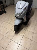 Kisbee a klasse, Fietsen en Brommers, Scooters | Peugeot, Ophalen, Gebruikt