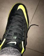 Zaalvoetbal schoen, Sport en Fitness, Ophalen, Zo goed als nieuw
