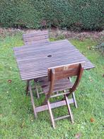 Table de jardin et ses 2 chaises en bois, Tuin en Terras, Ophalen, Hout
