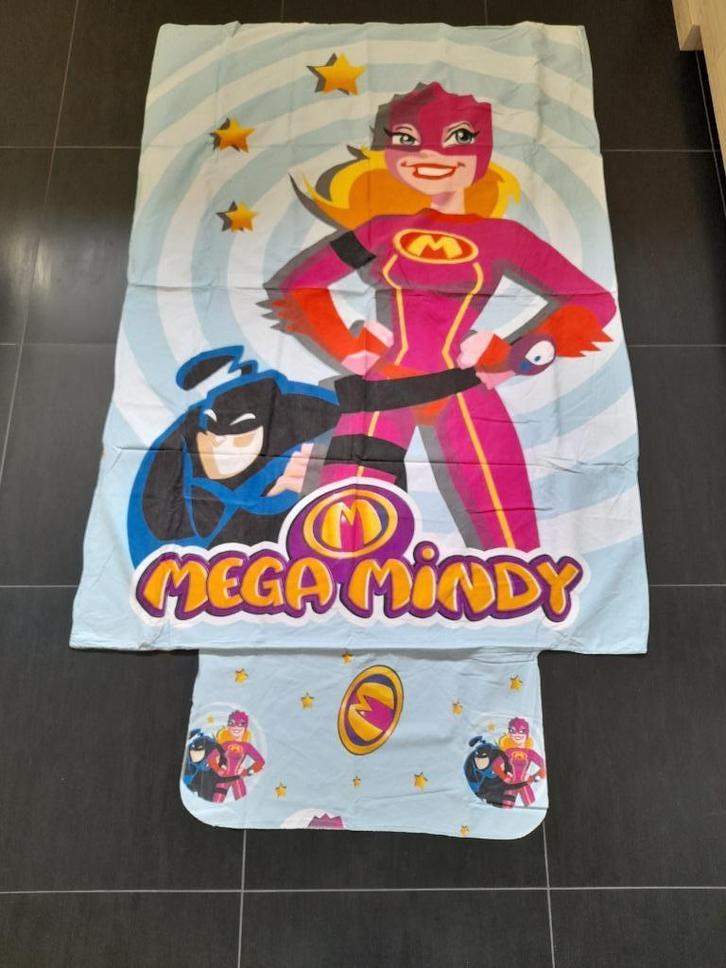 Mega Mindy dekbedovertrek met kussensloop, Kinderen en Baby's, Kinderkamer | Beddengoed, Gebruikt, Dekbedovertrek, Ophalen of Verzenden
