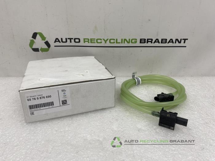 Voetganger Crash sensor van een BMW iX3, Auto-onderdelen, Overige Auto-onderdelen, Gebruikt, 3 maanden garantie, Ophalen of Verzenden