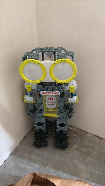 Meccano robot beschikbaar voor biedingen