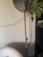 Industruele lamp, Huis en Inrichting, Lampen | Vloerlampen, Ophalen, Zo goed als nieuw