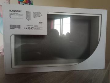 Houten frame beschikbaar voor biedingen