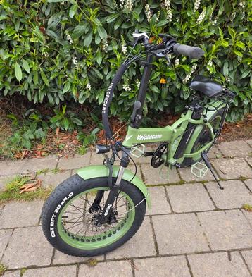 Kaki opvouwbare elektrische fatbike van Velobecane  beschikbaar voor biedingen