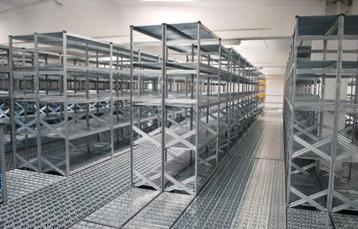 Rayonnage industriel (étagère métallique robuste) beschikbaar voor biedingen