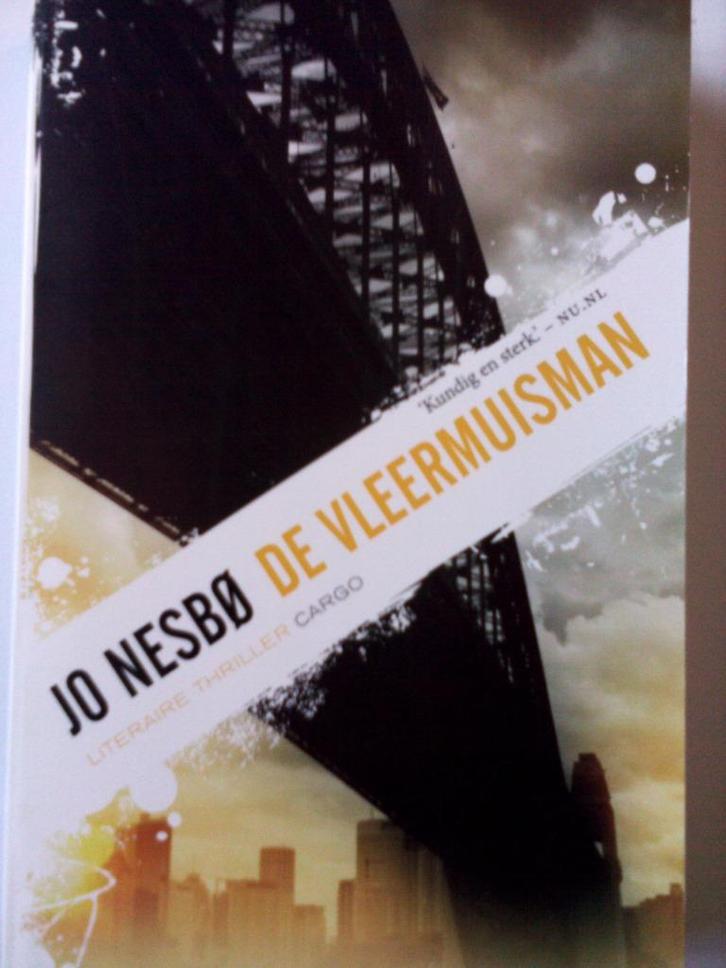DE VLEERMUISMAN.  Jo Nesbo, Boeken, Thrillers, Zo goed als nieuw, Scandinavië, Ophalen of Verzenden