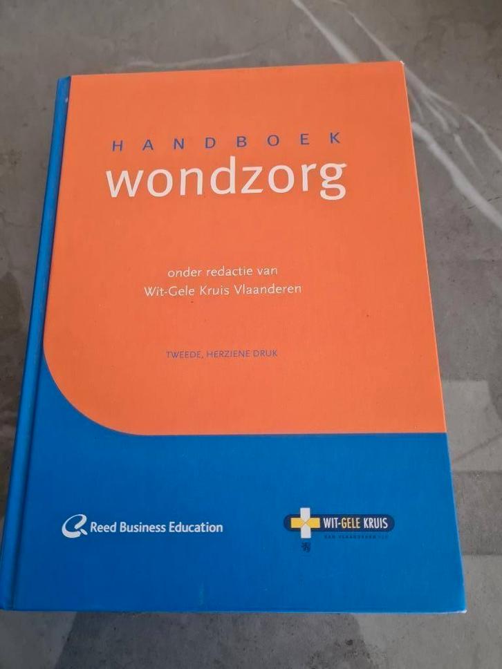 handboek wondzorg - wit-gele kruis Vlaanderen, Boeken, Studieboeken en Cursussen, Ophalen of Verzenden