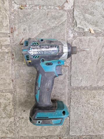 Makita DTD153 slagschroevendraaier beschikbaar voor biedingen