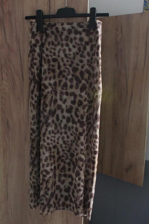 Tijger rok van Zara (S), Kleding | Dames, Rokken, Nieuw, Maat 36 (S), Onder de knie, Ophalen of Verzenden
