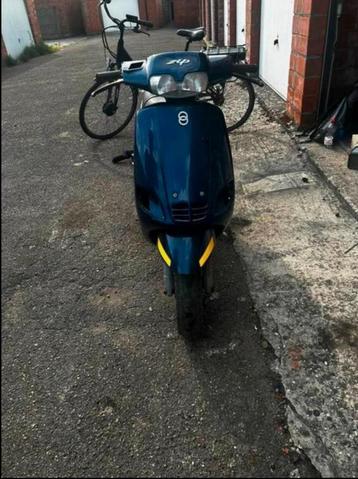 Piaggio Zip 2t 50cc stuntbrommer beschikbaar voor biedingen