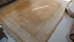 Dik tapijt uit Nepal 2,03 x 2, 52 certificaat aanwezig, Ophalen, Beige, 200 cm of meer, Zo goed als nieuw