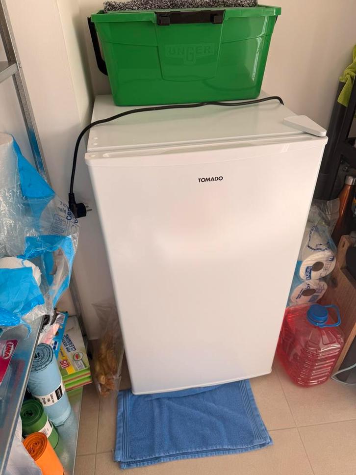 Tomado tafelmodel vriezer 60L, Elektronische apparatuur, Vriezers en Diepvrieskisten, Nieuw, Vrijstaand, Minder dan 85 cm, Minder dan 60 cm