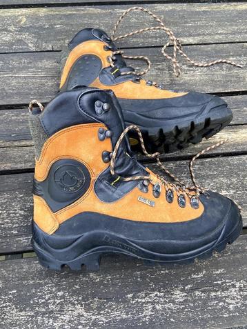 La Sportiva bergbottines 44 stijgijzervast beschikbaar voor biedingen