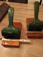 2 zware perforators en 1 oude stempel, Antiek en Kunst, Antiek | Kantoor en Zakelijk, Ophalen