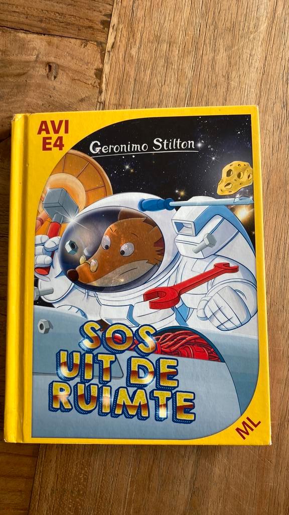 Geronimo Stilton - SOS uit de ruimte, Boeken, Kinderboeken | Jeugd | onder 10 jaar, Ophalen