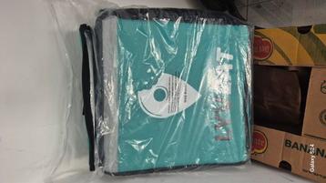 Uber geïsoleerde tas beschikbaar voor biedingen