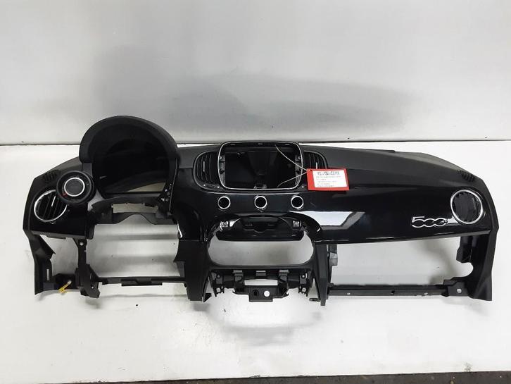 DASHBOARD Abarth 500 / 595 / 695 (01-2008/-), Auto-onderdelen, Dashboard en Schakelaars, Overige automerken, Gebruikt