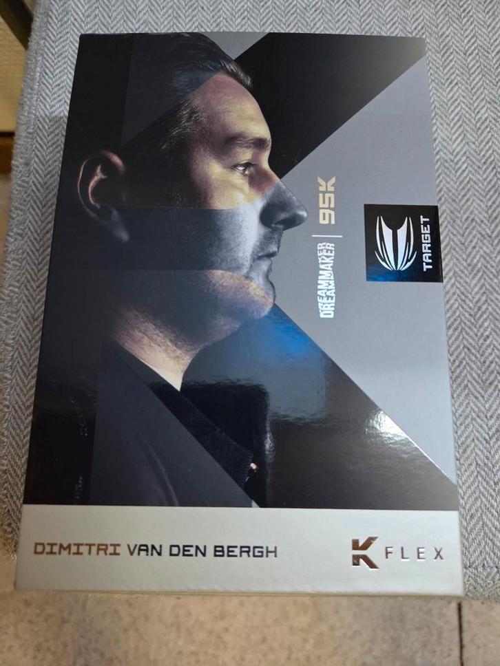Target Dimitri van den Berghe 95K (24gr), Sport en Fitness, Darts, Zo goed als nieuw, Flights, Ophalen of Verzenden
