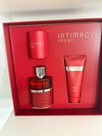 Intimacy rouge coffret, Handtassen en Accessoires, Uiterlijk | Parfum, Ophalen of Verzenden, Nieuw