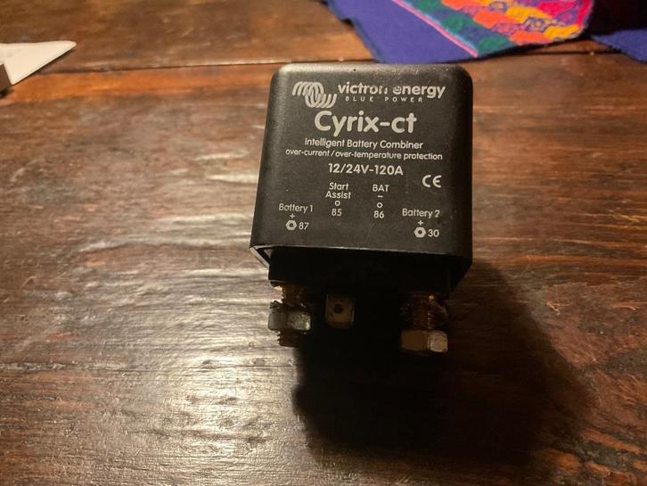 Cyrix-Ct accu scheider, Caravans en Kamperen, Caravanaccessoires, Zo goed als nieuw, Ophalen of Verzenden