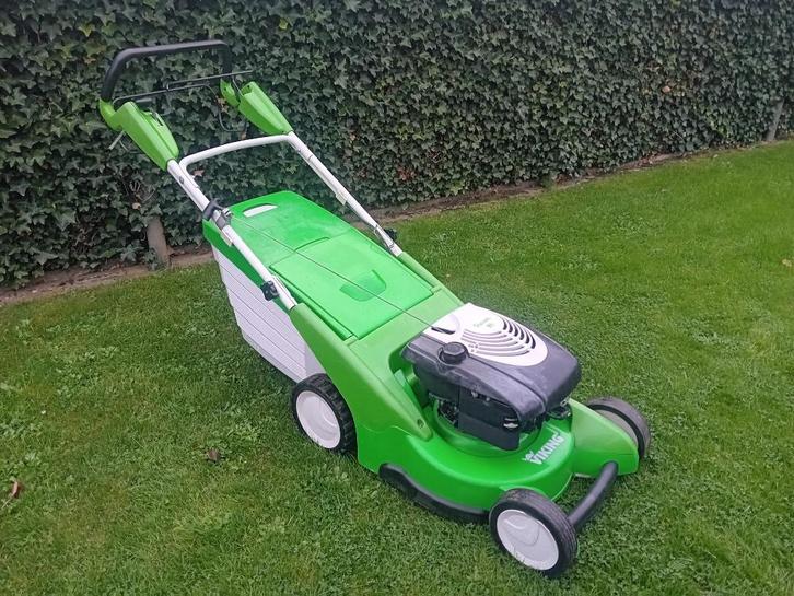 Oergelijke viking/stihl grasmaaier te koop, Tuin en Terras, Grasmaaiers, Zo goed als nieuw, Benzine-grasmaaier, Cirkelmaaier, Opvangbak