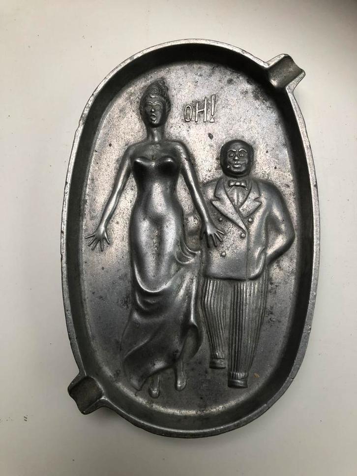 Antieke asbak - periode 1946/1949, Verzamelen, Rookartikelen, Aanstekers en Luciferdoosjes, Gebruikt, Asbak, Ophalen of Verzenden