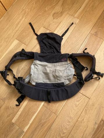 Draagzak Emeibaby 8kg-18kg beschikbaar voor biedingen