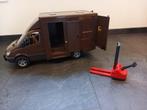 Bruder sprinter ups, Ophalen