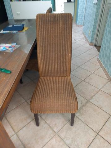 Stoelen beschikbaar voor biedingen