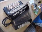 accordeon "l'hamelrijk" nieuwstaat, Muziek en Instrumenten, Ophalen, Zo goed als nieuw, Knopaccordeon, Met riemen