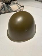 Bulgaarse m33 helm maat 58, Ophalen of Verzenden, Landmacht, Helm of Baret