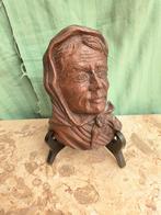 Bruine stenen ets van een vrouwenhoofd, Antiek en Kunst, Kunst | Etsen en Gravures, Ophalen