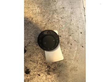 Licht Schakelaar van een Opel Corsa beschikbaar voor biedingen