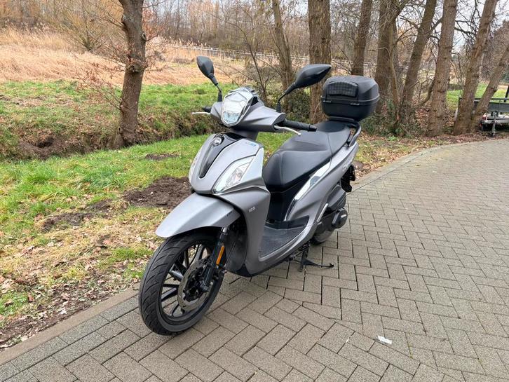 Sym sympony st 125cc 2022, Fietsen en Brommers, Scooters | SYM, Zo goed als nieuw, Overige modellen, Benzine, Ophalen