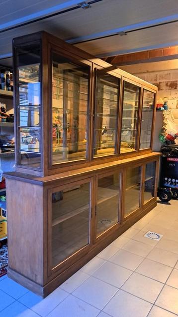 Zakelijk/industriële vitrinekast  beschikbaar voor biedingen