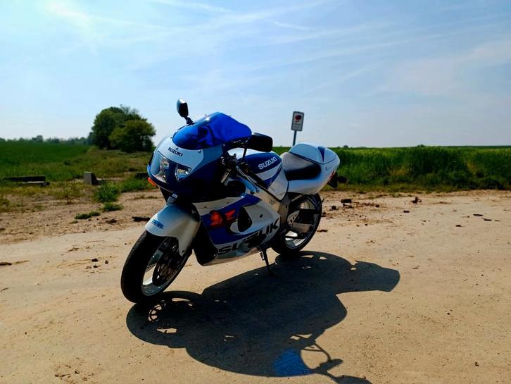 Suzuki gsxr 600 srad, Motoren, Motoren | Suzuki, Particulier, Super Sport, 4 cilinders, Motorrijbewijs A, Ophalen