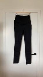 Zwarte zwangerschapsjeans love2wait waist 30 l43, Kleding | Dames, Zwangerschapskleding, Zwart, Love2wait, Zo goed als nieuw, Broek of Spijkerbroek