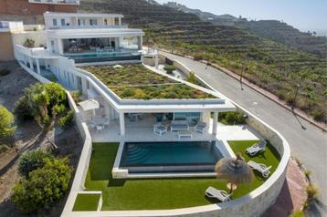 Te huur luxe villa's in Torrox Spanje - Exlusiv One beschikbaar voor biedingen