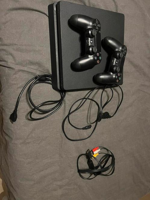 Playstation 4 met 2 controllers, Games en Spelcomputers, Spelcomputers | Sony PlayStation 4, Zo goed als nieuw, Met 2 controllers