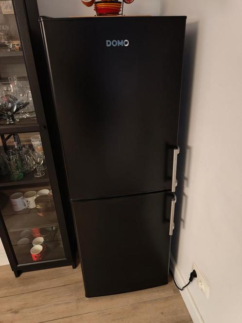 Domo Koelkast en Diepvriezer, Elektronische apparatuur, Koelkasten en IJskasten, Gebruikt, Met aparte vriezer, 100 tot 150 liter