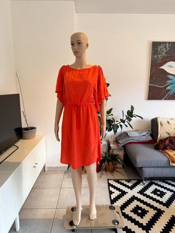 Belle robe orange de style grec (taille XS/S) disponible aux enchères